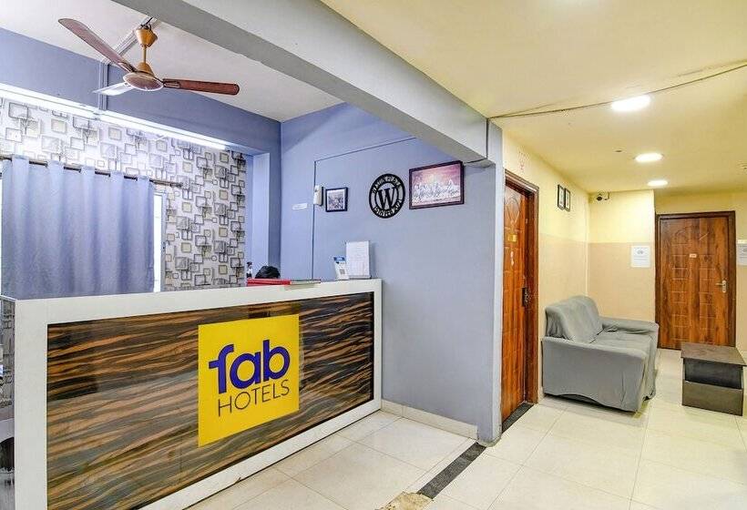 Hotel Fabexpress Westin Plaza