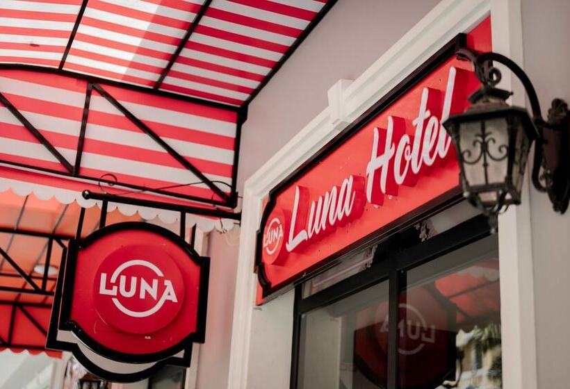 هتل Luna