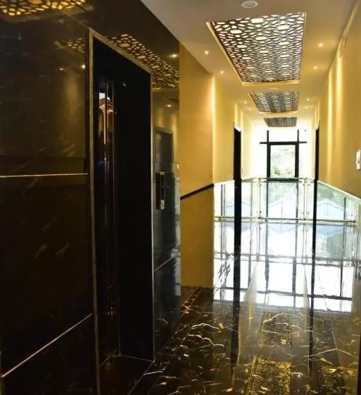 Hotelli Sak Royal Residency