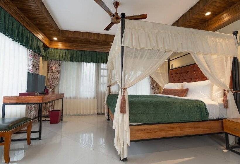 فندق Summit Bougainvillea Tea Resort