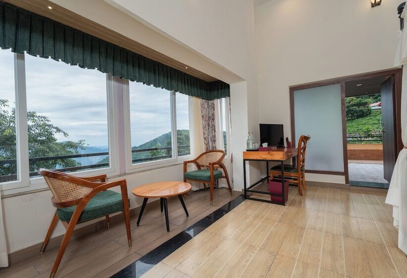 فندق Summit Bougainvillea Tea Resort