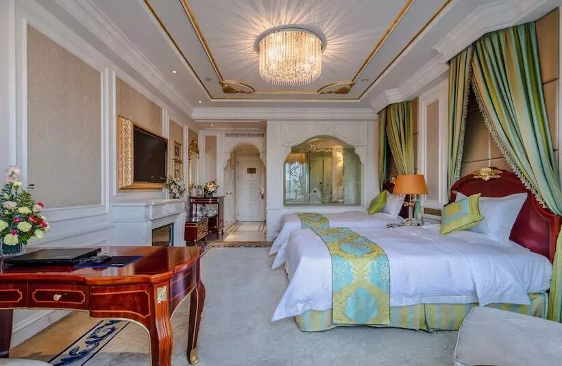 Hotelli Yungang Jianguo