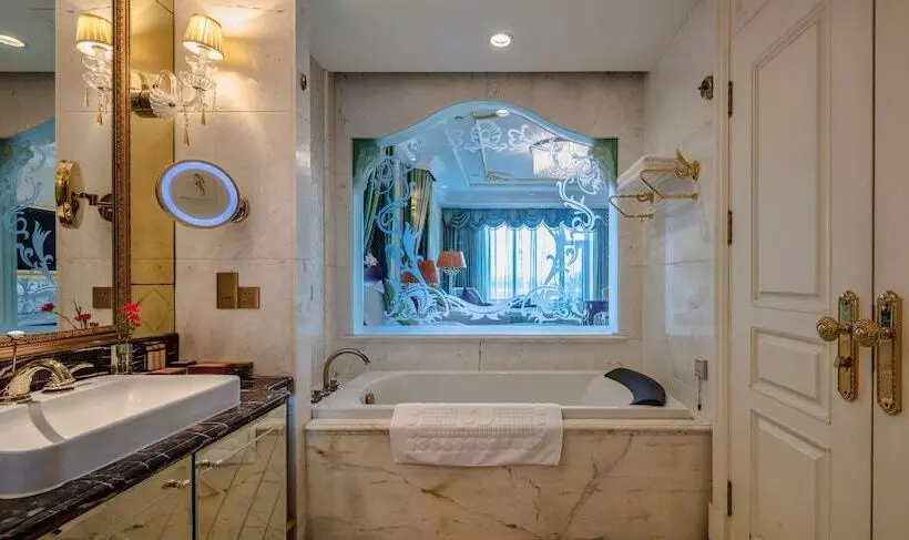 Hotelli Yungang Jianguo