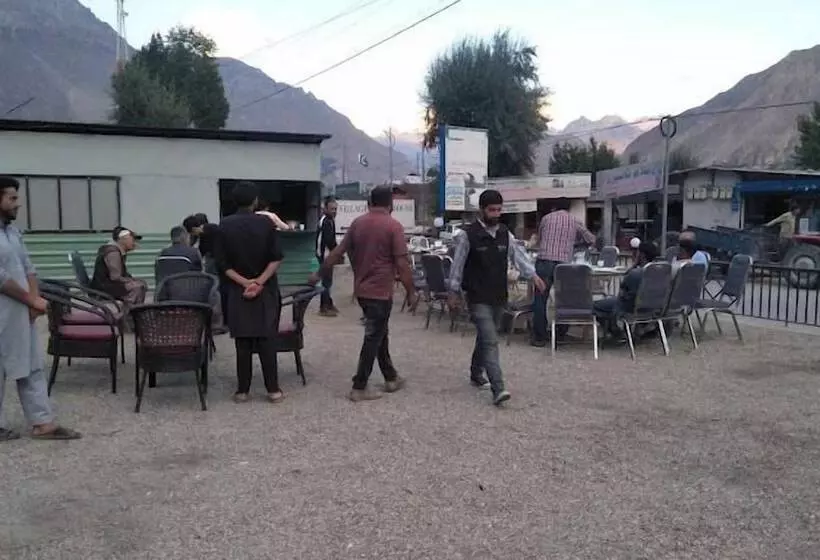Dua Hotel & Restaurant