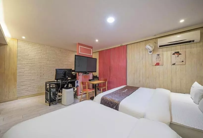 مُتل Pohang Jukdo Market G1