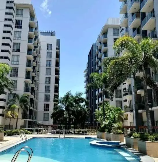 One Palm Tree Villas Hyuna Place, Acros Naia T3