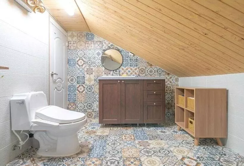 Yeosu Canada Meo Village Pet Pension