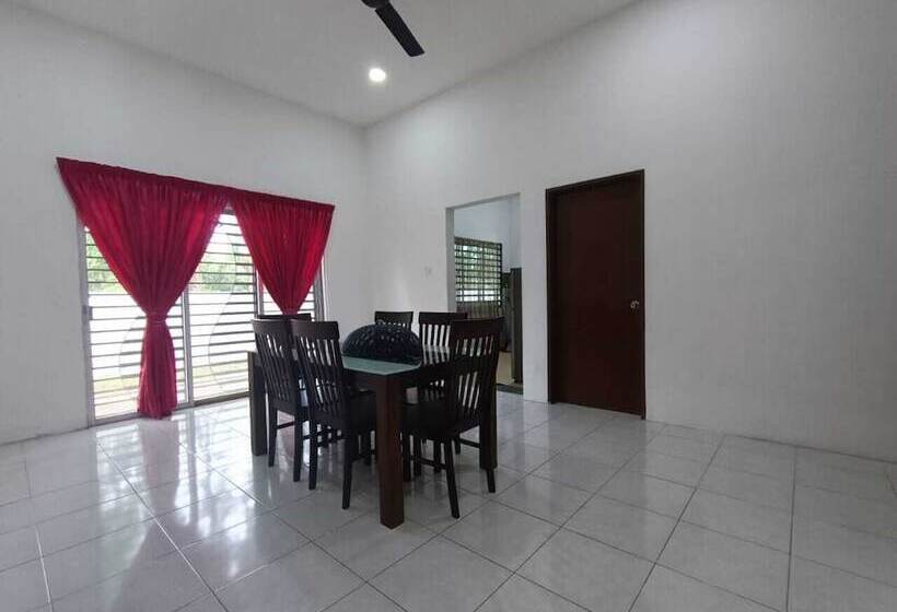 פנסיון Oyo Homes 90606 Casaria Cherating