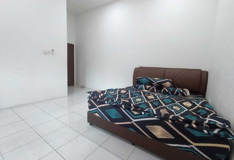 פנסיון Oyo Homes 90606 Casaria Cherating