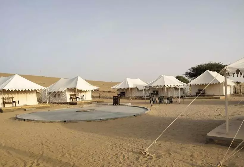 リゾートホテル Lal Garh Desert Camp