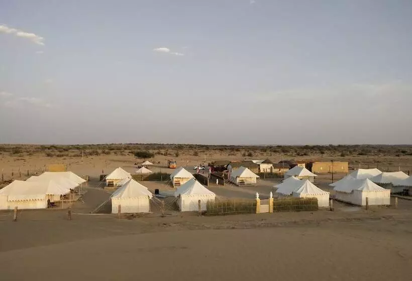 リゾートホテル Lal Garh Desert Camp