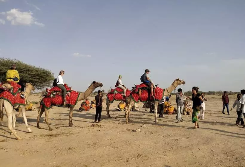 リゾートホテル Lal Garh Desert Camp
