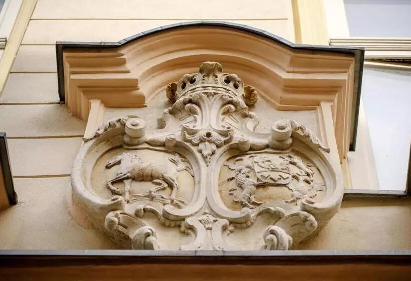 Unicus Palace Old Town   Destigo Hotels