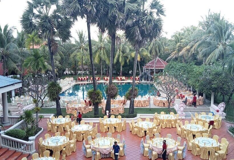 Hengly Mohasambath Hotel & Spa