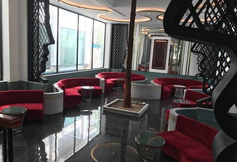 Hengly Mohasambath Hotel & Spa