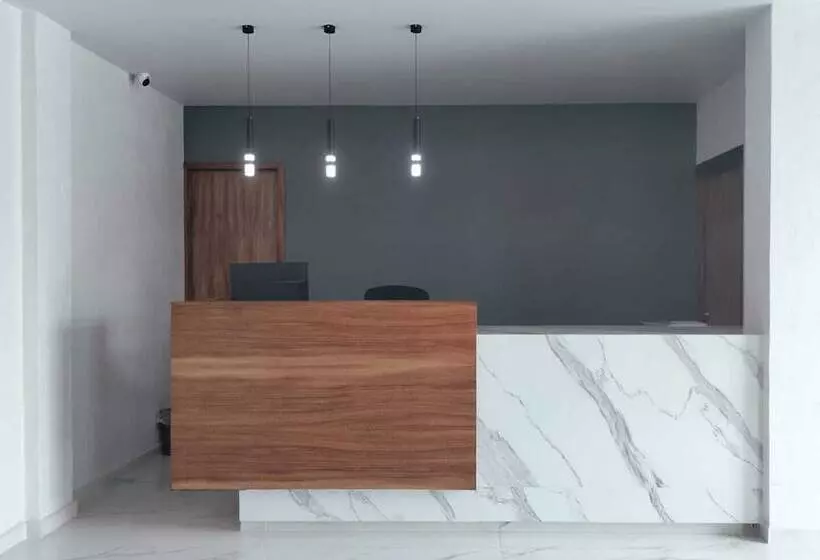 Hotelli Camelinas Express