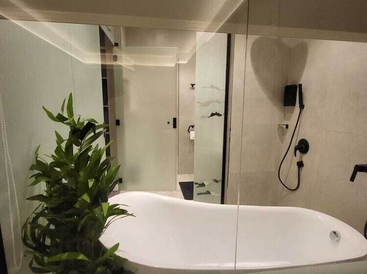 هتل Msharef Almoden