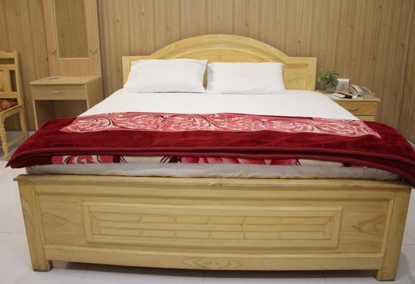هتل Pakistan Club Inn
