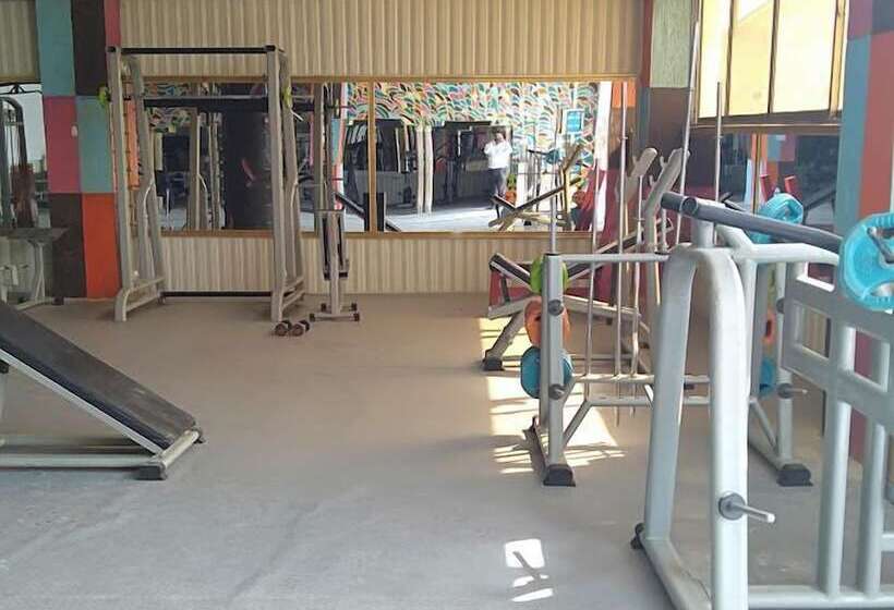 هتل Pakistan Club Inn