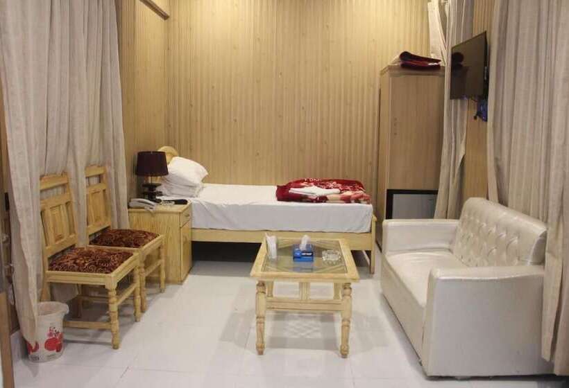 هتل Pakistan Club Inn