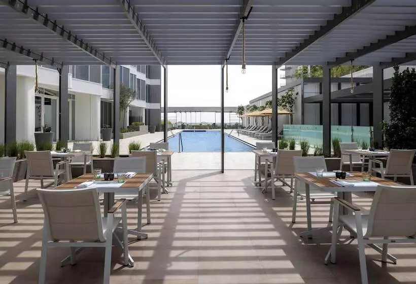 هتل Staybridge Suites Dubai Business Bay An Ihg