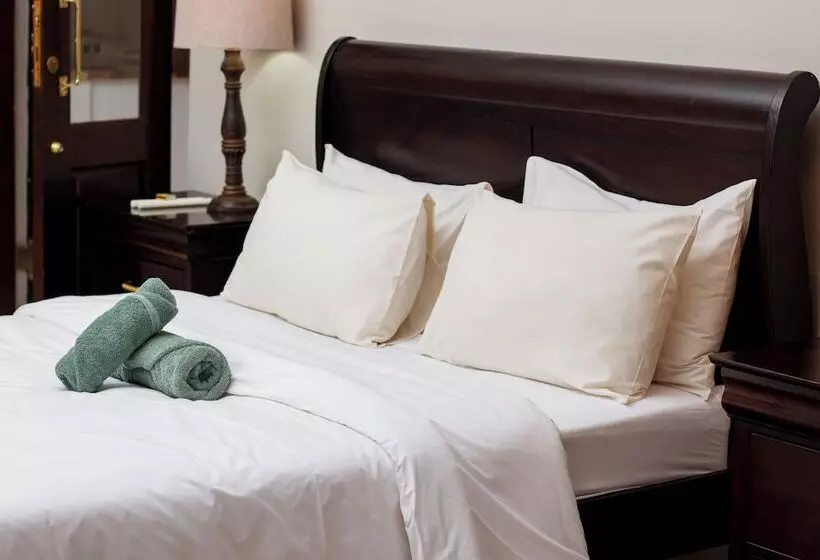 هتل The Royal Solwezi