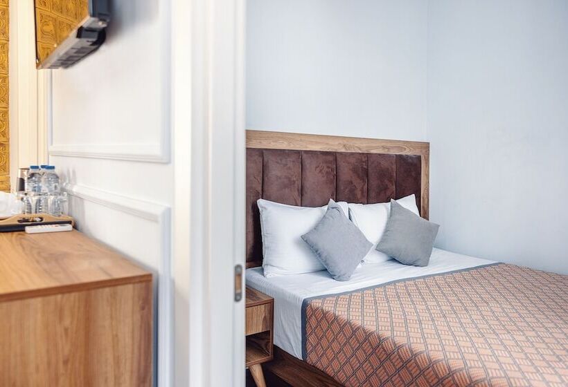 Manufacturer Hotel Tbilisi