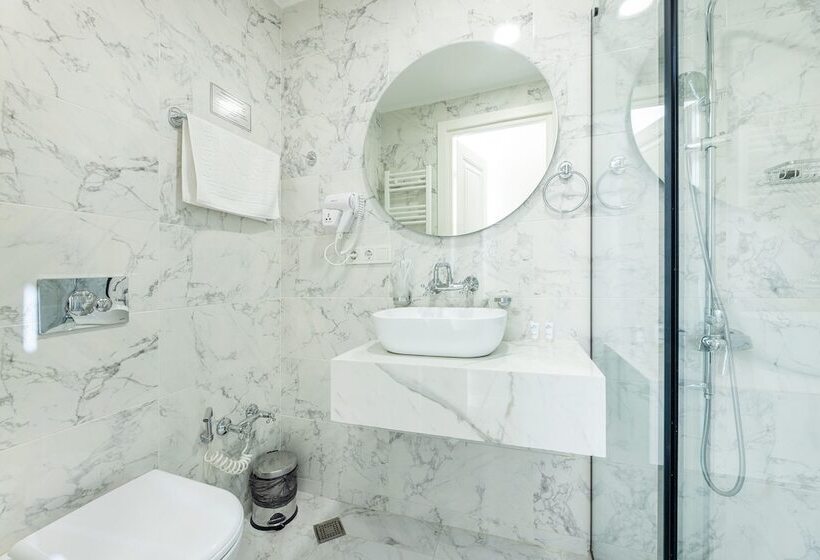 Manufacturer Hotel Tbilisi