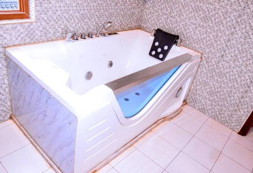 The Keza Hotel And Apartments