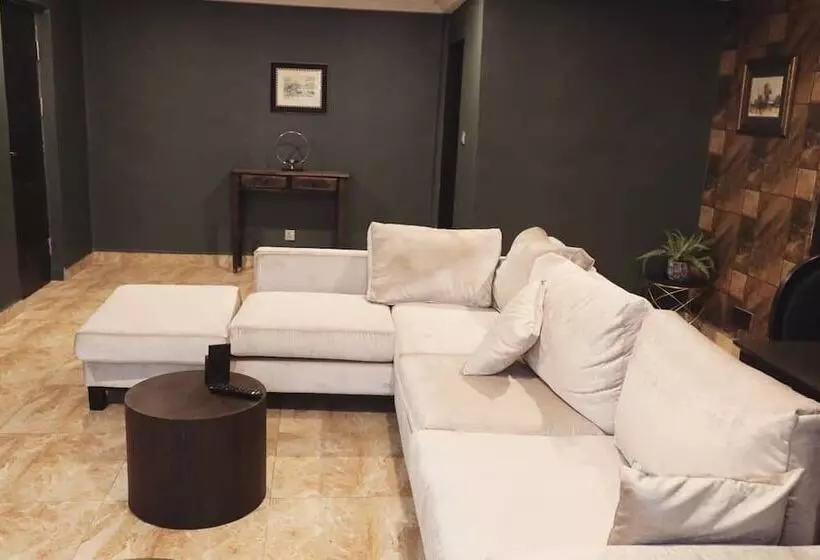 Willowwood Hotel Owerri