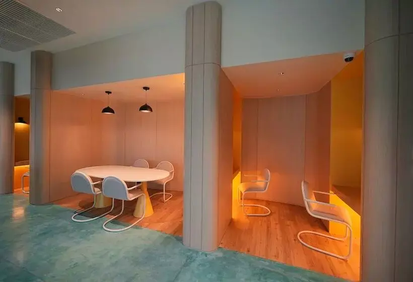 Go Hotel Chonburi At Central Chonburi