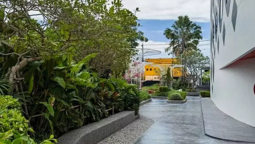 Go Hotel Chonburi At Central Chonburi