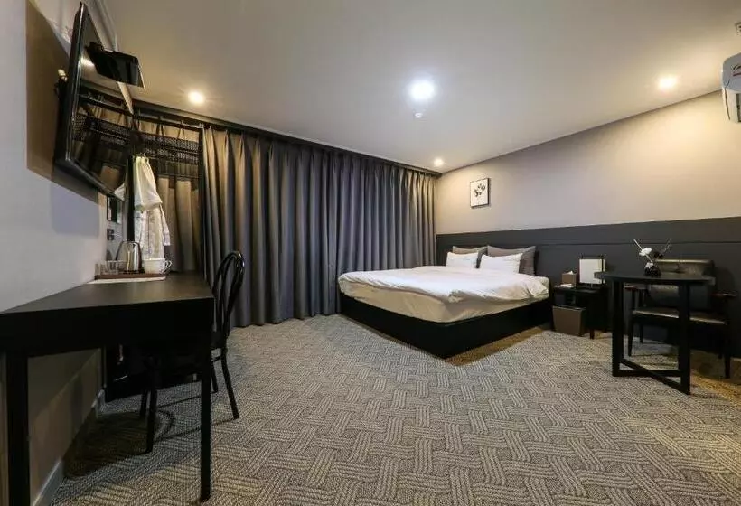 Hotel Bcent