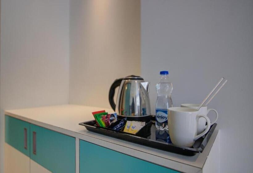 هتل Bhagini Icon Premier