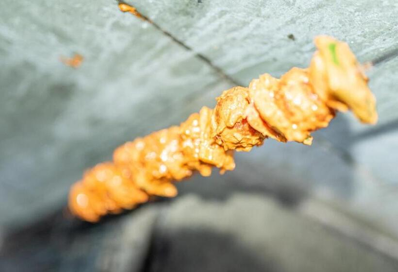 هتل Bhagini Icon Premier