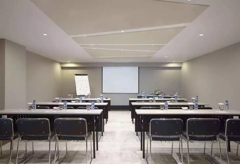 هتل Innside By Meliá Yogyakarta
