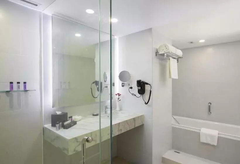 هتل Innside By Meliá Yogyakarta