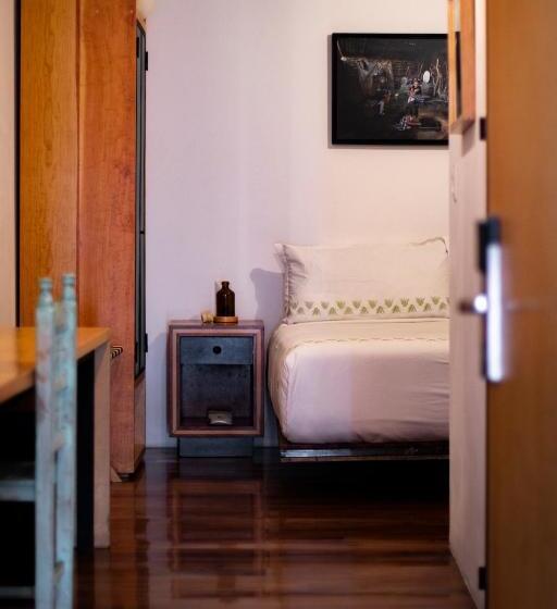 فندق Los Amantes