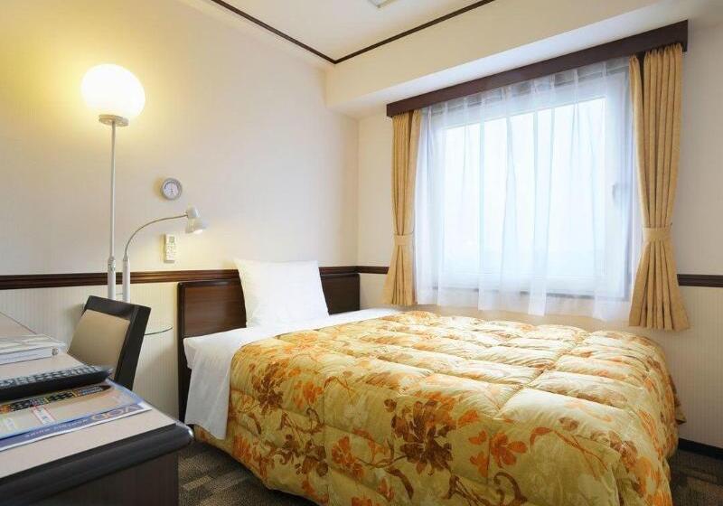 Отель Toyoko Inn Gumma Isesaki Ekimae