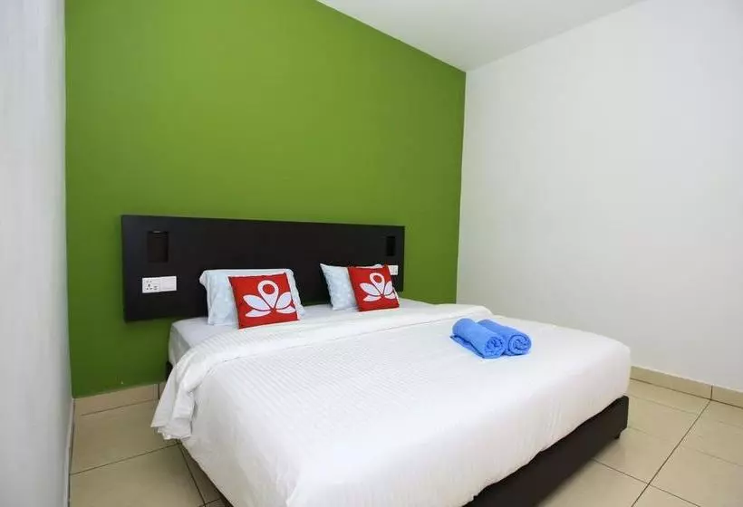 ホテル Zen Rooms Near Pantai Tengah