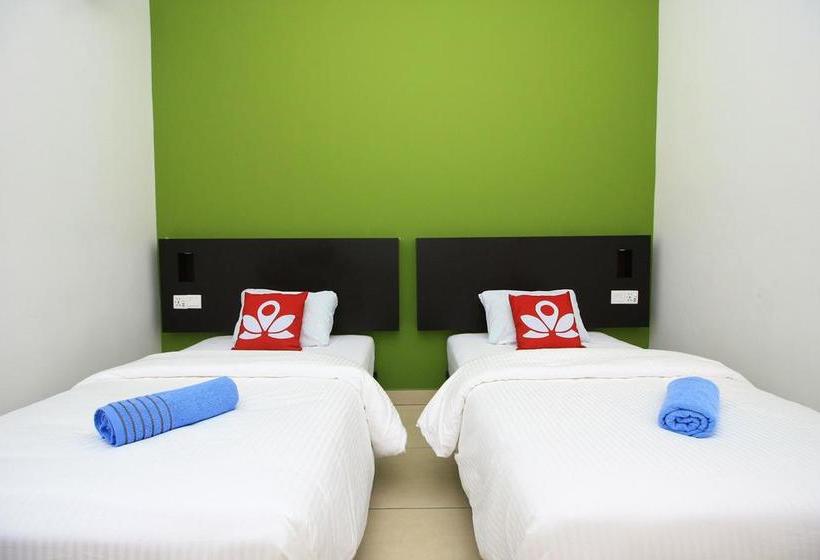 בית מלון כפרי Zen Rooms Near Pantai Tengah