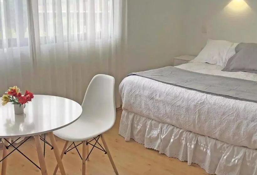 Novaqua Bed & Breakfast