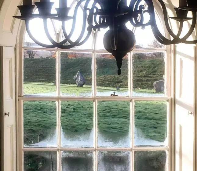 Aamiaismajoitus (B&B) The Lodge Avebury