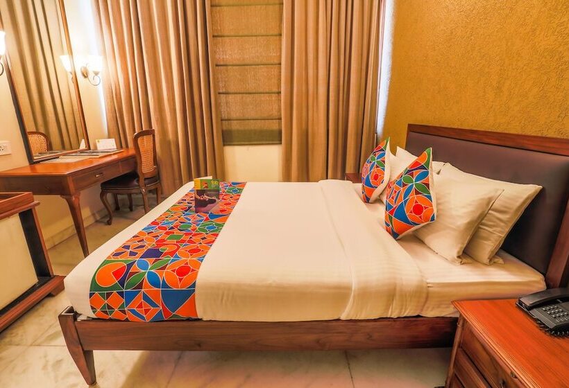 Fabhotel Sheronz Piccadily Chowk