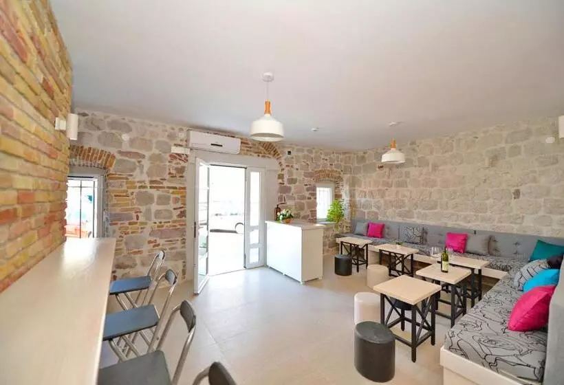 Hostel Pupa