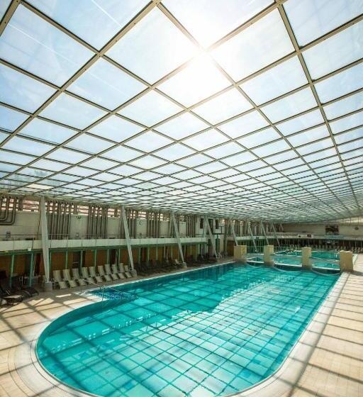 فندق Badener Hof