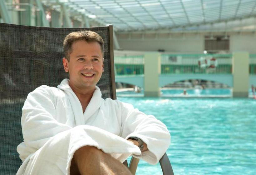 فندق Badener Hof