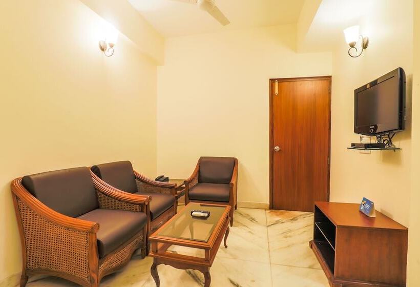 Fabhotel Sheronz Piccadily Chowk