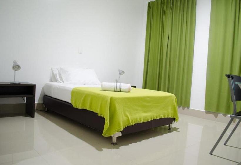 هتل Las Olas Mamonal