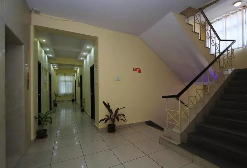 ホテル Oyo Rooms Nimhans Lalbagh